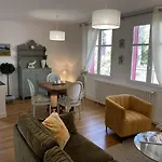 Charmante Maison Avec Jardin En Face Du Parc, Proche Commerces Et Attractions Touristiques - Fr-1-489-333 * מולאן