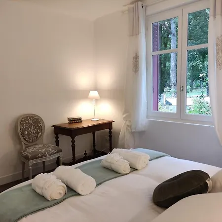 Charmante Maison Avec Jardin En Face Du Parc, Proche Commerces Et Attractions Touristiques - Fr-1-489-333 * Мулен