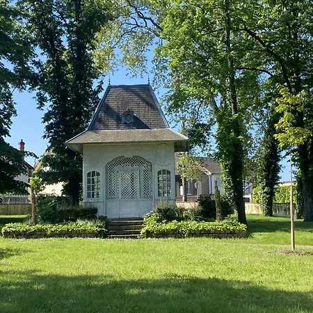 Charmante Maison Avec Jardin En Face Du Parc, Proche Commerces Et Attractions Touristiques - Fr-1-489-333 *